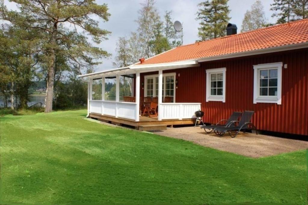 Slätthult — Sandsjön